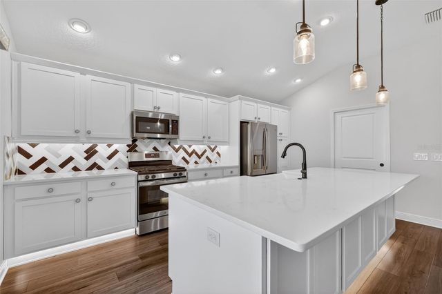 912 TRIFU TERRACE, The Villages, FL 32163