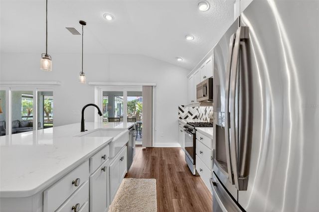 912 TRIFU TERRACE, The Villages, FL 32163