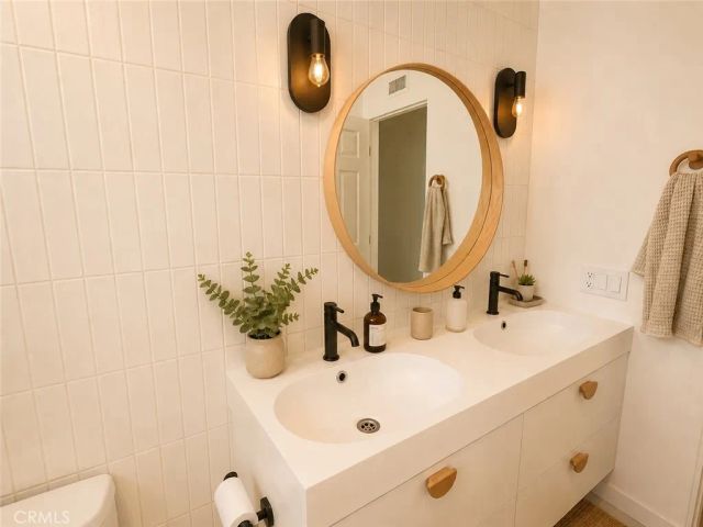 718 Alcott Avenue, Placentia, CA 92870
