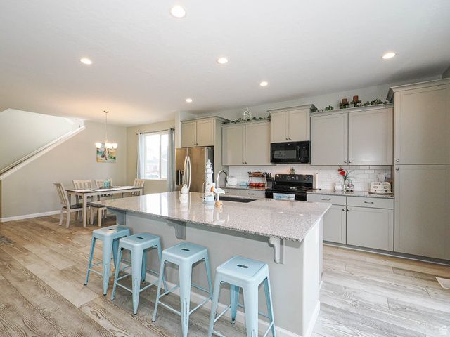 5349 N LINDBERGH LN, Eagle Mountain, UT 84005