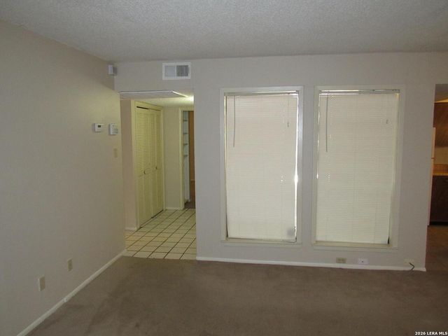 3843 Barrington Unit 165Q, San Antonio, TX 78217