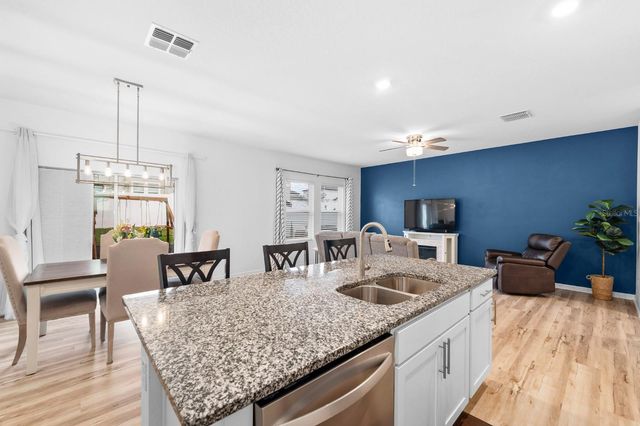 11691 ADAM LEE WAY, Dade City, FL 33525