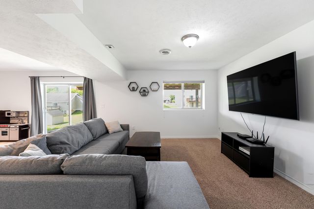 4518 Mesa Street SE, Caledonia, MI 49316