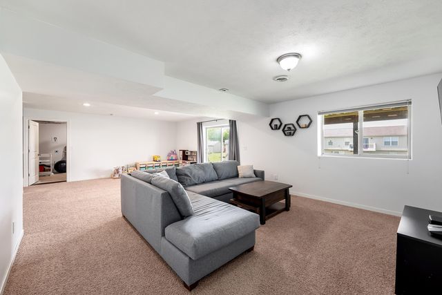 4518 Mesa Street SE, Caledonia, MI 49316
