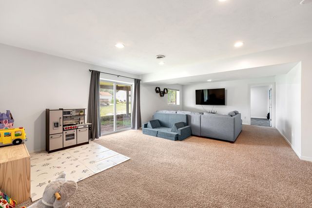 4518 Mesa Street SE, Caledonia, MI 49316