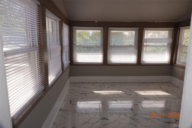 40 Colorado Street, Highland Park, MI 48203