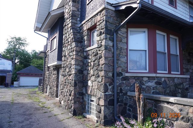 40 Colorado Street, Highland Park, MI 48203
