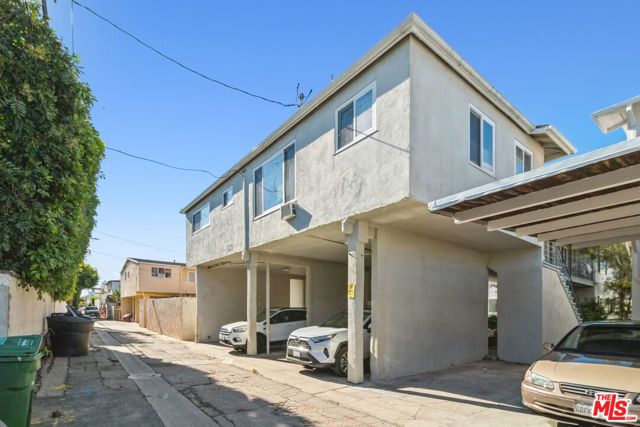 320 S Doheny Drive, Beverly Hills, CA 90211