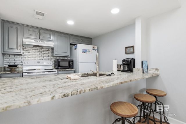 344 E Beach Boulevard 3, Gulf Shores, AL 36542