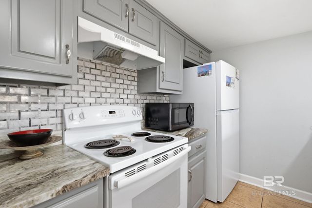 344 E Beach Boulevard 3, Gulf Shores, AL 36542