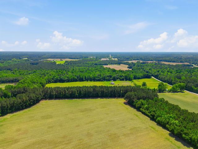 3910 Cascade Rd., Green Sea, SC 29545