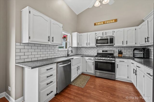 1756 Somerfield Lane, Crystal Lake, IL 60014