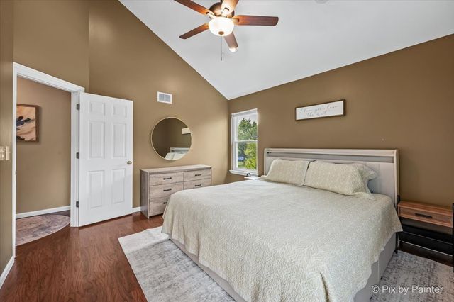 1756 Somerfield Lane, Crystal Lake, IL 60014