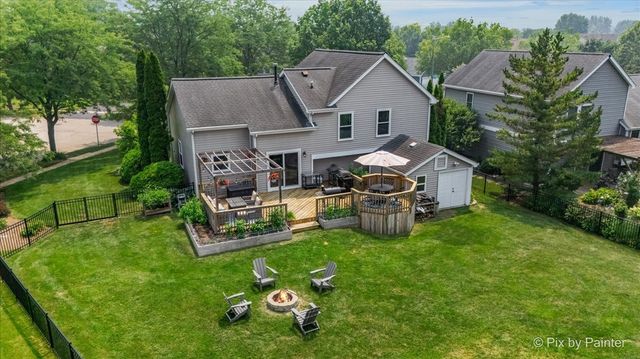 1756 Somerfield Lane, Crystal Lake, IL 60014