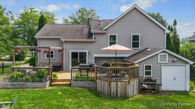 1756 Somerfield Lane, Crystal Lake, IL 60014