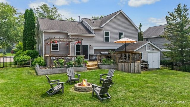 1756 Somerfield Lane, Crystal Lake, IL 60014