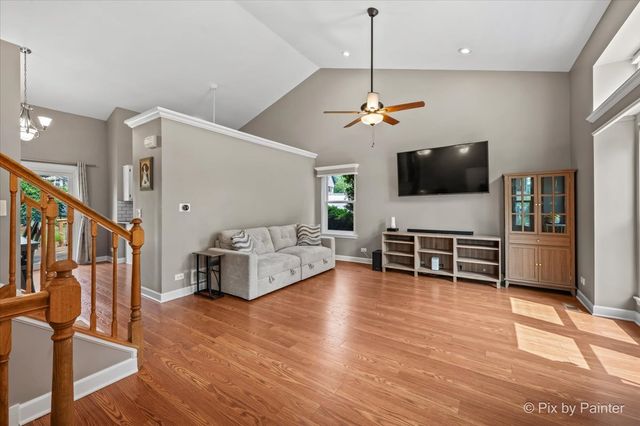 1756 Somerfield Lane, Crystal Lake, IL 60014