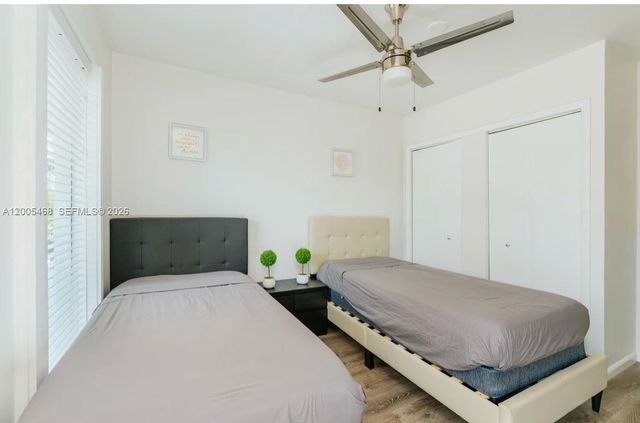 6865 Bay Dr 7, Miami Beach, FL 33141