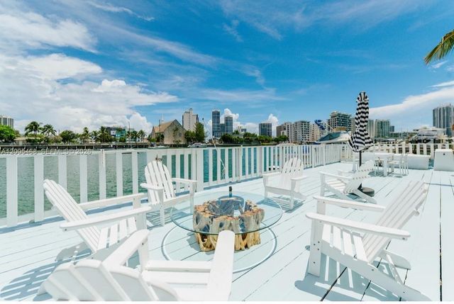 6865 Bay Dr 7, Miami Beach, FL 33141