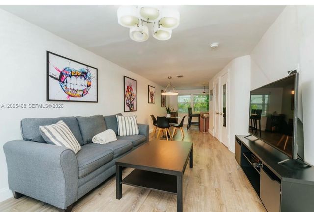 6865 Bay Dr 7, Miami Beach, FL 33141