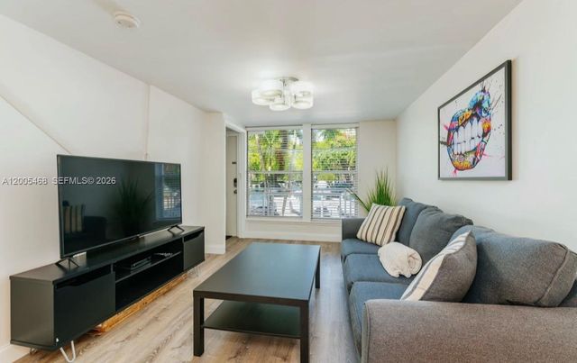 6865 Bay Dr 7, Miami Beach, FL 33141