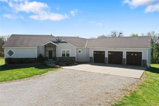 11112 E 227th Street, Peculiar, MO 64078