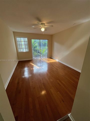 21121 SW 85th Ave 311, Cutler Bay, FL 33189