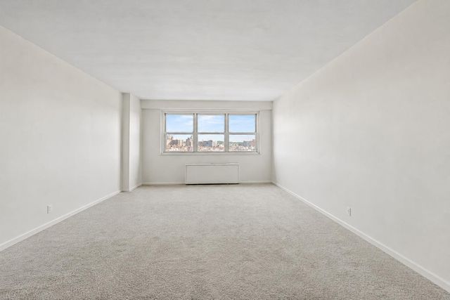 6636 Yellowstone Blvd Apt 14B, New York City, NY 11375
