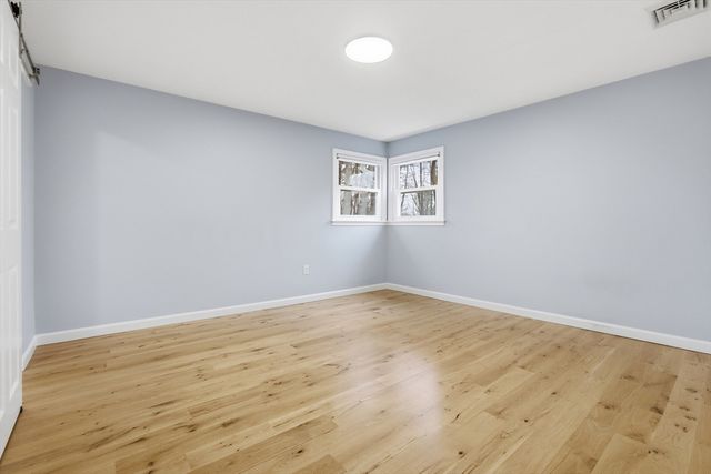 56 Sherwood Hill Dr, Holden, MA 01520