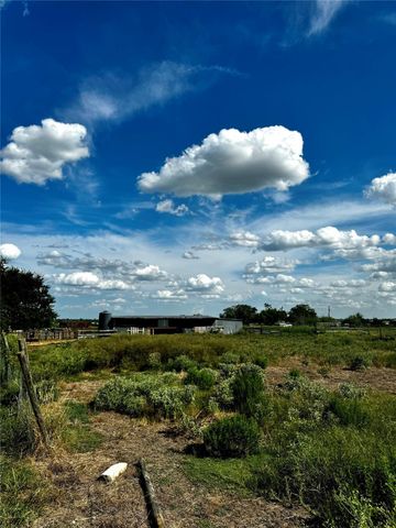 386 3G Road, Kyle, TX 78640