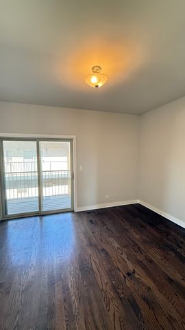 3232 S Shields Avenue, Chicago, IL 60616