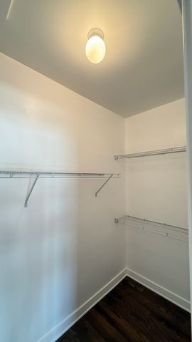 3232 S Shields Avenue, Chicago, IL 60616