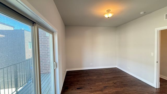 3232 S Shields Avenue, Chicago, IL 60616