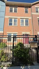 3232 S Shields Avenue, Chicago, IL 60616
