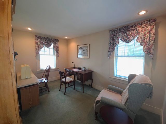 599 S Main Street, Manchester, NH 03102