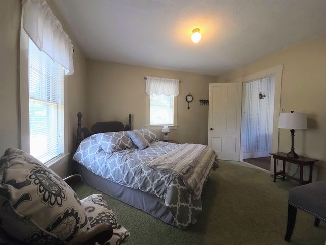 599 S Main Street, Manchester, NH 03102