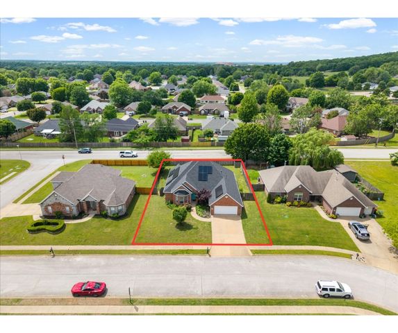 989 Lexington Circle, Springdale, AR 72762