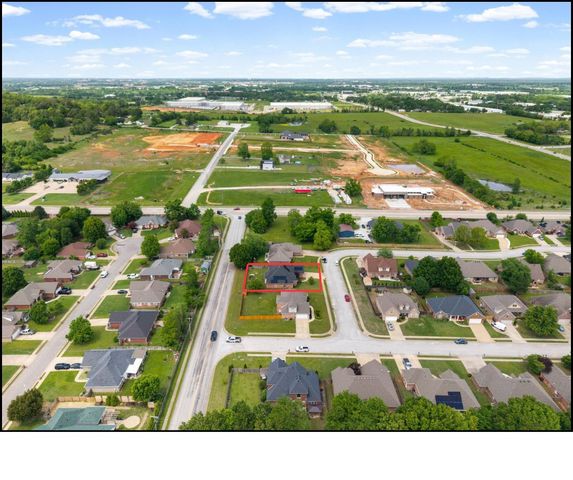989 Lexington Circle, Springdale, AR 72762