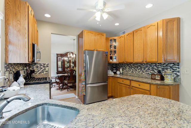 8 Country Woods Lane, Pine Beach, NJ 08741