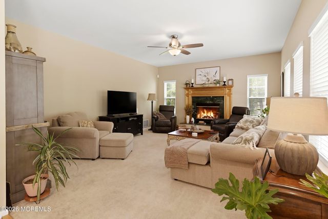 8 Country Woods Lane, Pine Beach, NJ 08741