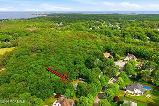 8 Country Woods Lane, Pine Beach, NJ 08741