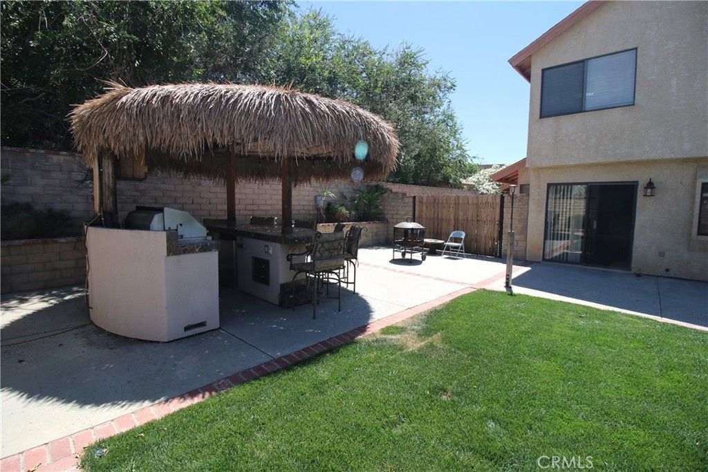 Image 10 of property listing at 37740 Mountainside Drive, Palmdale, CA 93550