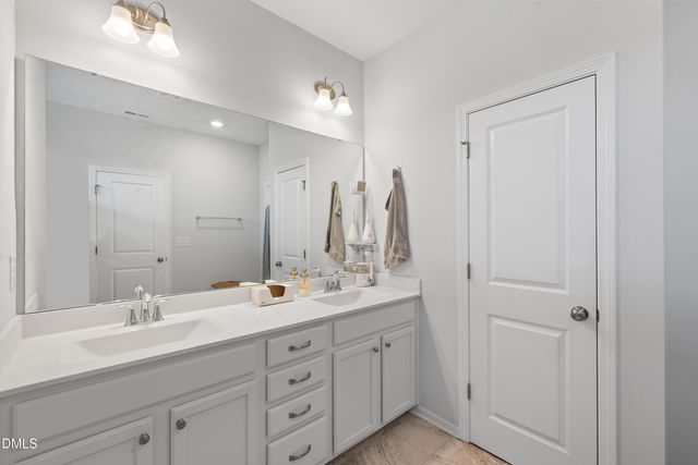 202 Bedivere Lane, Durham, NC 27703