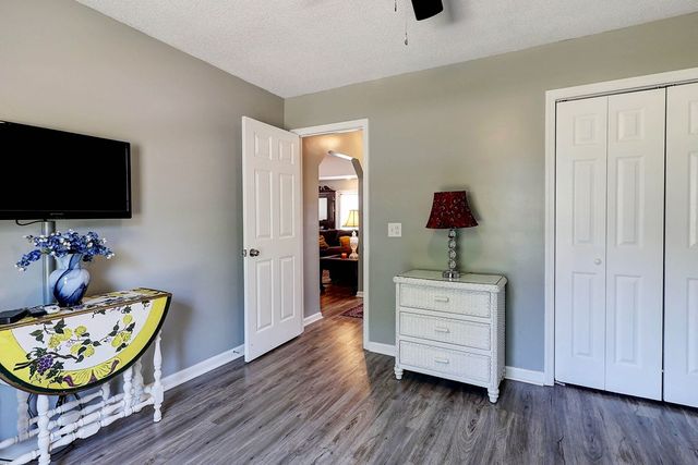 1014 Jeulia Saunders Road, Slocomb, AL 36375