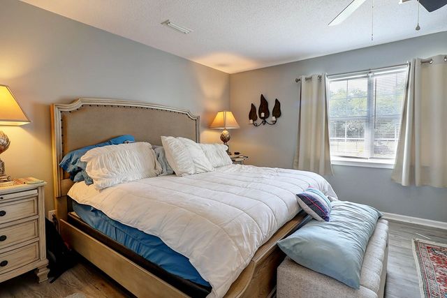 1014 Jeulia Saunders Road, Slocomb, AL 36375