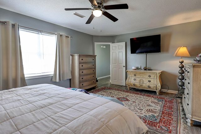 1014 Jeulia Saunders Road, Slocomb, AL 36375