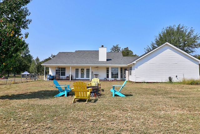 1014 Jeulia Saunders Road, Slocomb, AL 36375