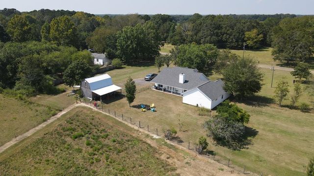 1014 Jeulia Saunders Road, Slocomb, AL 36375