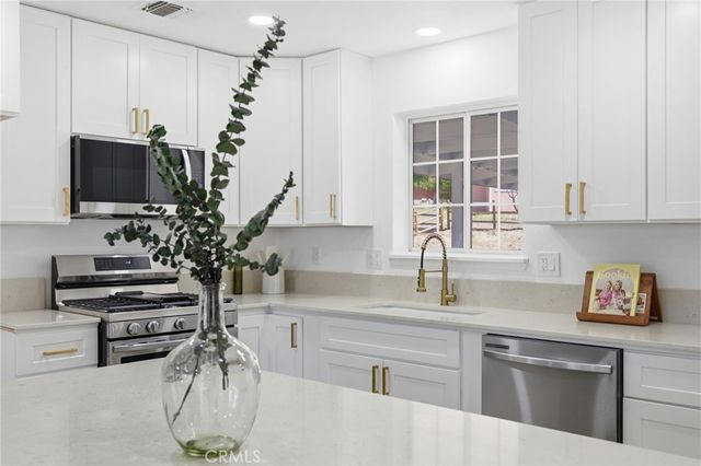 21009 Brentwood, Tehachapi, CA 93561
