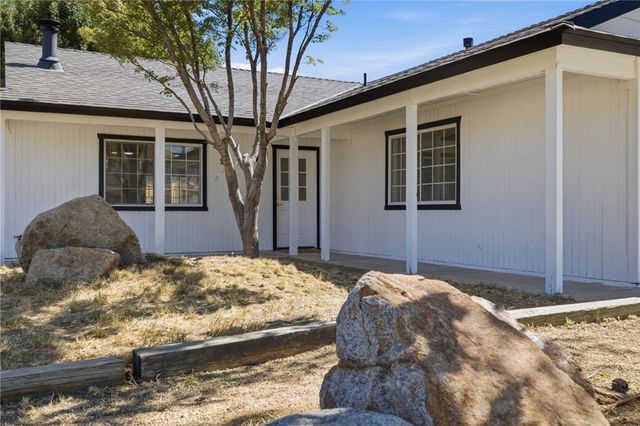 21009 Brentwood, Tehachapi, CA 93561